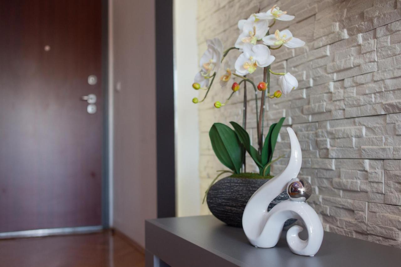Apartman Aurelius - Private Parking Όσιγιεκ Εξωτερικό φωτογραφία